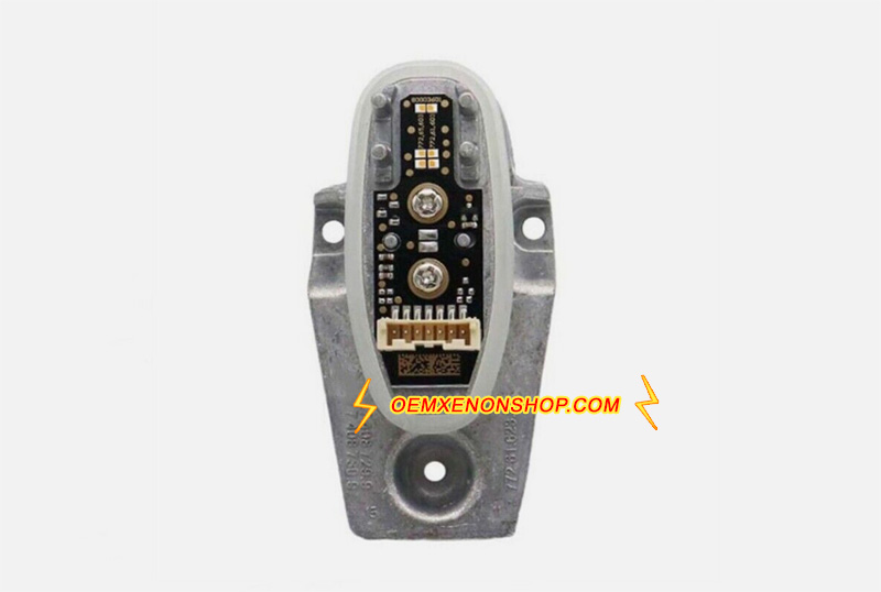 2016-2019 BMW 7Series G11 G12 Original LED Adaptive Headlamps Turn Signal LED Indicator Diode Module 63117440359 7440359 63117440358