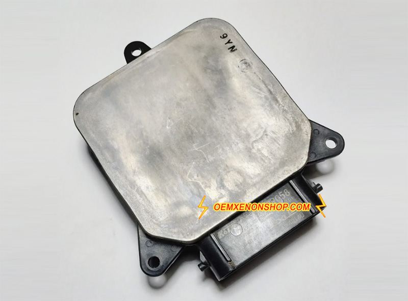 2014-2021 Lexus NX200T NX300H AZ10 OEM Single LED Projector Headlight Ballast Control Unit Module Light Computer 31800-72024 , Koito HU3 , 89908-78041 , R025 , 31900-72024 , 89907-78041 ,L025 , 89908-78100 , 31800-72259 , R041 31800-70449 , 89908-78020 , R004 , 31900-72259 , L041 , 89907-78100 
