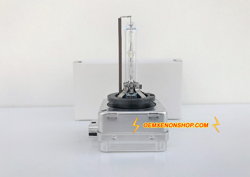 2006-2008 Mercedes-Benz ML-Class W164 Headlight Philips D1S Xenon Bulb N910139 000002