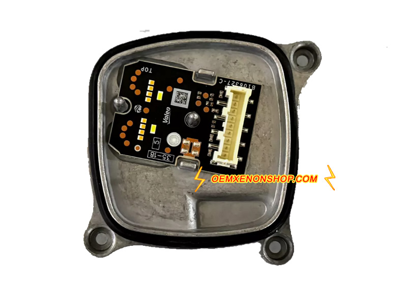 2019-2024 Mercedes-Benz Sprinter W907 W910 VS30 Headlight LED Day Running Light Turn Signal Control Module Lamp