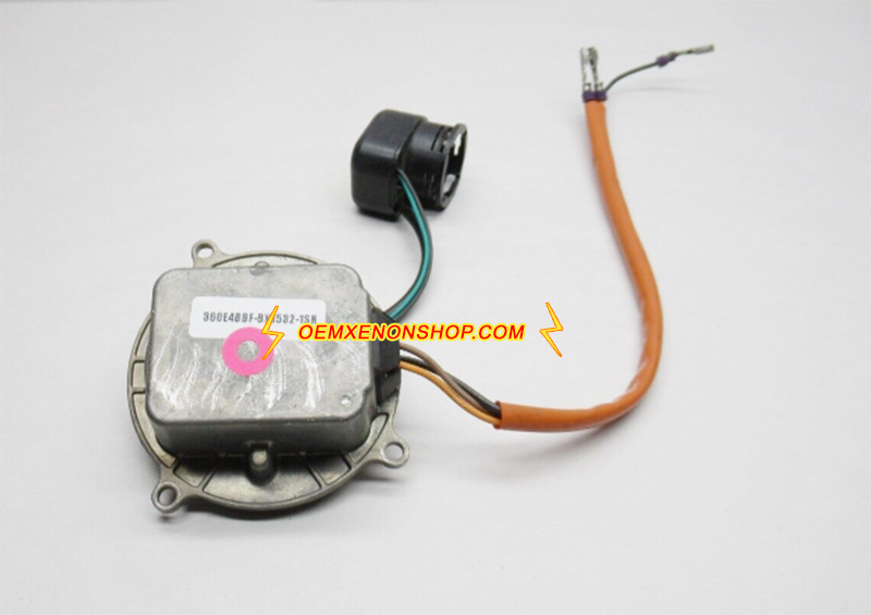1997-2004 Nissan Bluebird U14 Series JDM Genuine Xenon Headlight HID Igniter Bulb Socket Plug